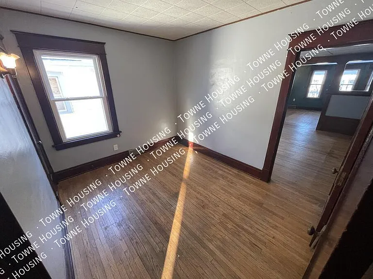 418 Colvin Ave #UPPER — Photo 35