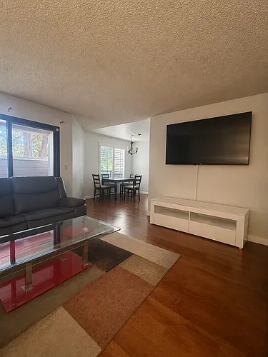 2704 Harvest Ln Photo 1