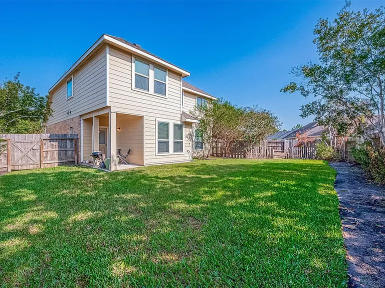 20127 Graphite Canyon Ct — Photo 35