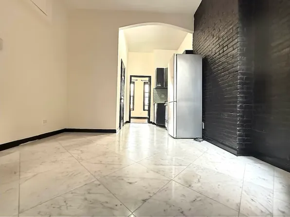 350 East 91st Street image 1 of 6