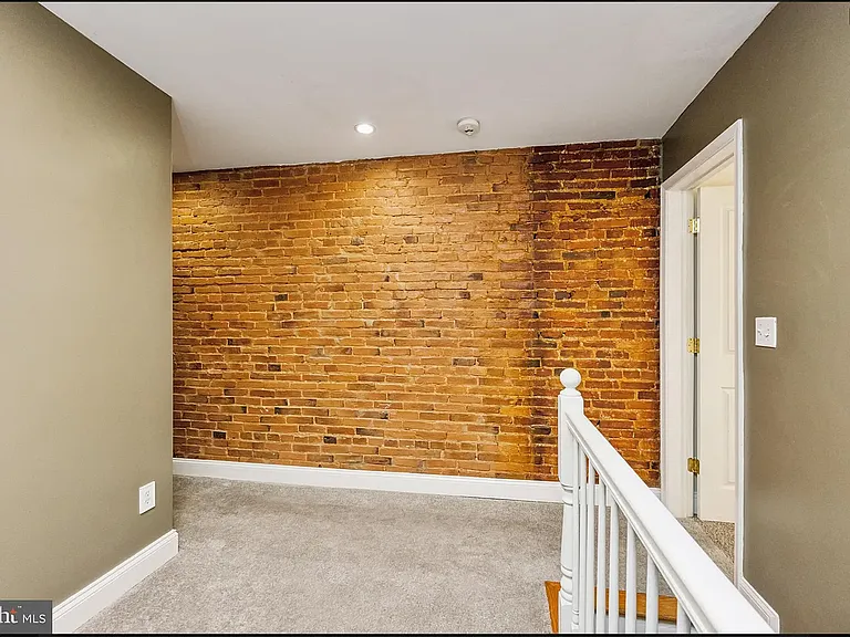 1411 Patapsco St — Photo 9