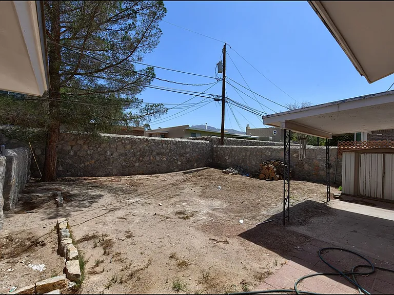 6913 Pamlico Dr — Photo 35