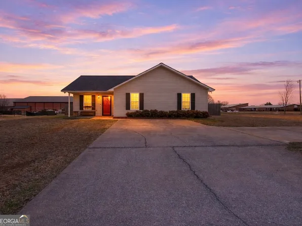 8 Stonegate Dr, Cedartown, GA 30125