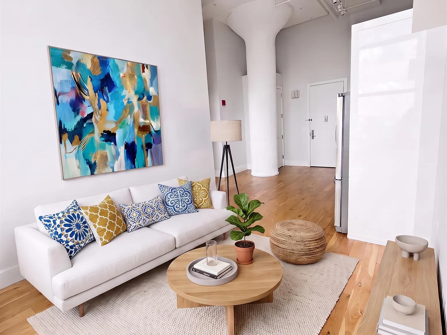 1 bed, 1.0 bath, 642 sqft, $2,600 — Photo 2