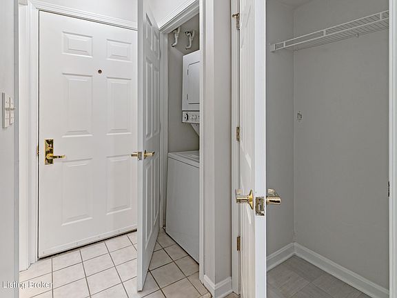 2nd image of 2730 Brownsboro Rd APT 144