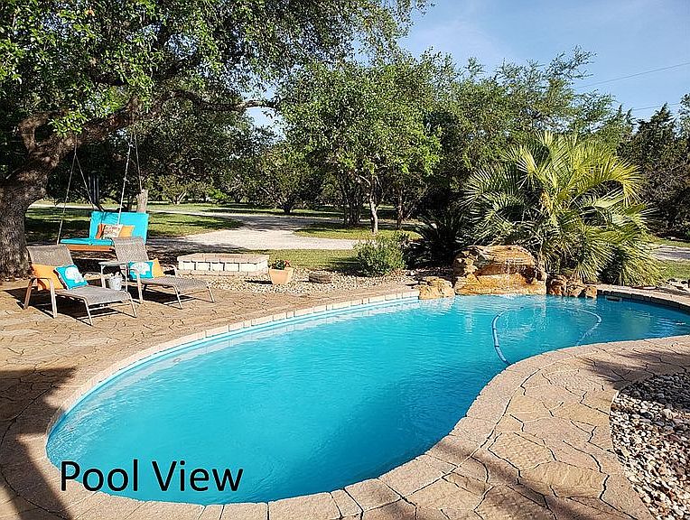 1st image of 1014 English Hollow Dr