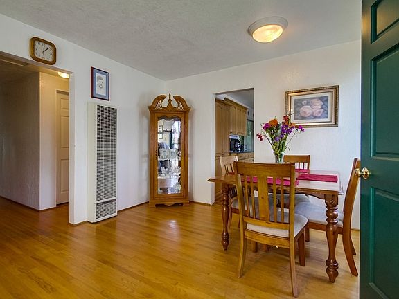 4th image of 2528 Ulric St