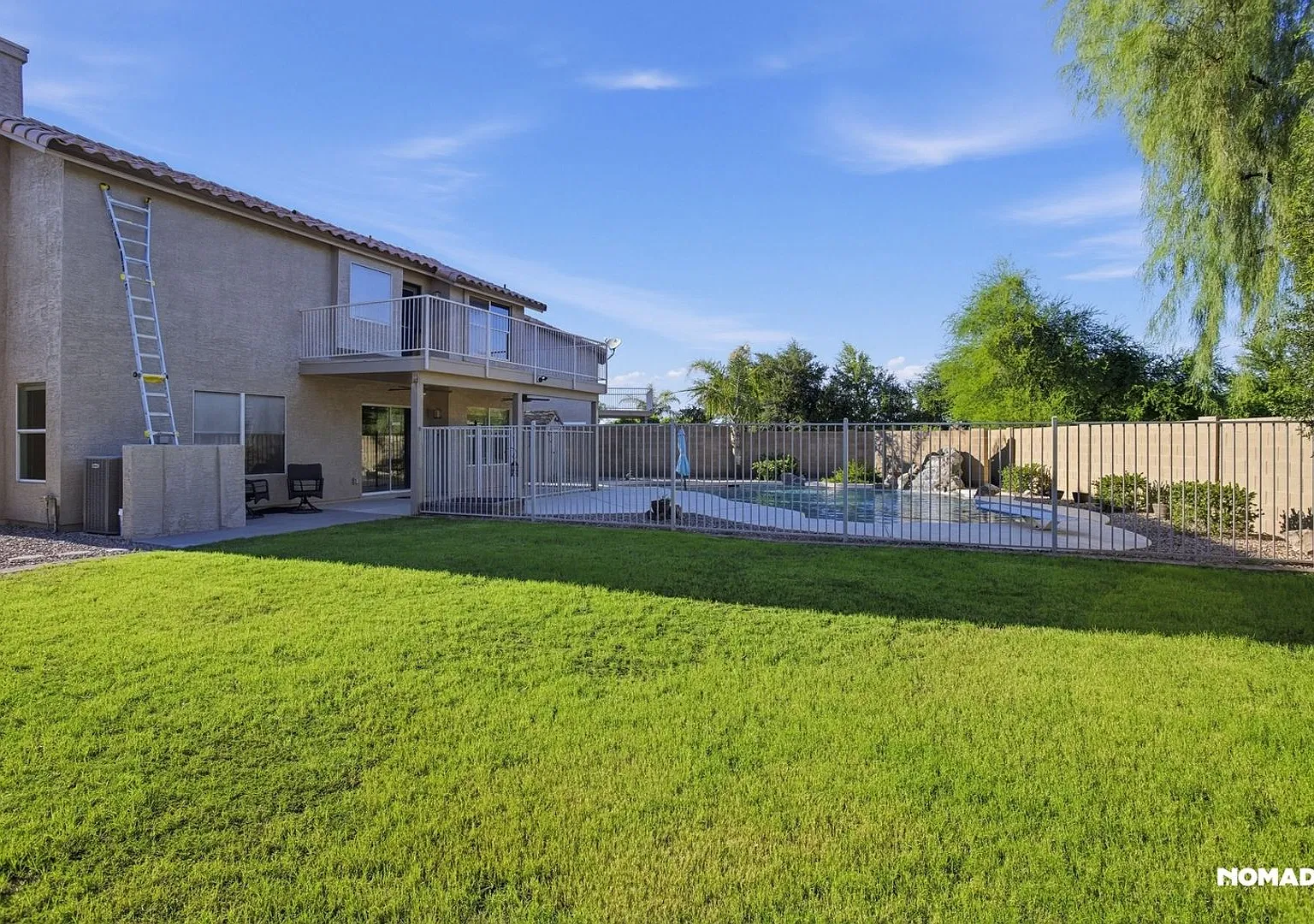 4BR Gilbert House on Oversized Lot — Photo 3