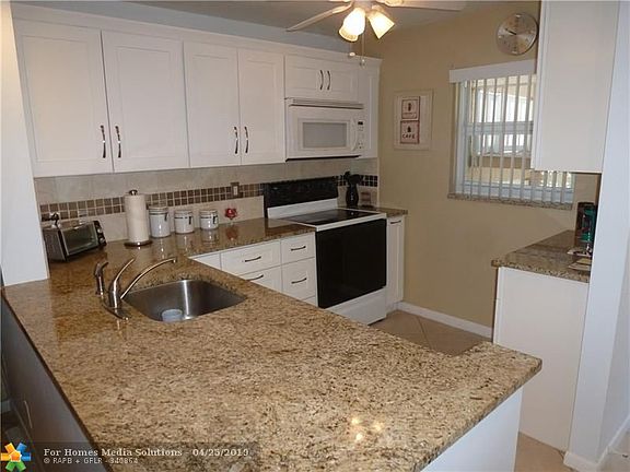 3rd image of 608 SW Natura Blvd APT 201