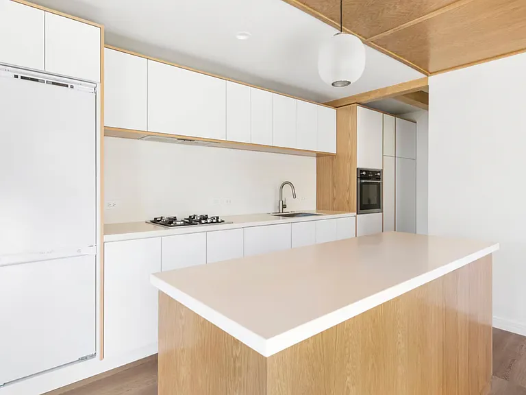 1400 Carroll Ave #2 — Photo 6