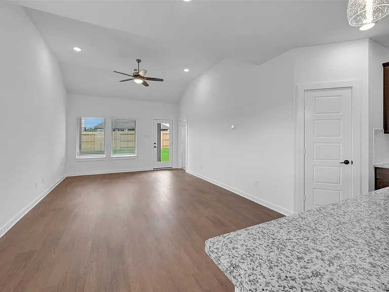 32518 Lantana Fields Rd — Photo 16