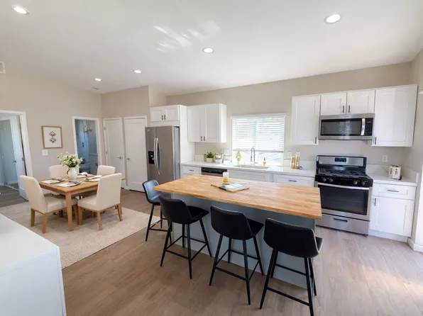 5007 La Dorna St, San Diego, CA 92115