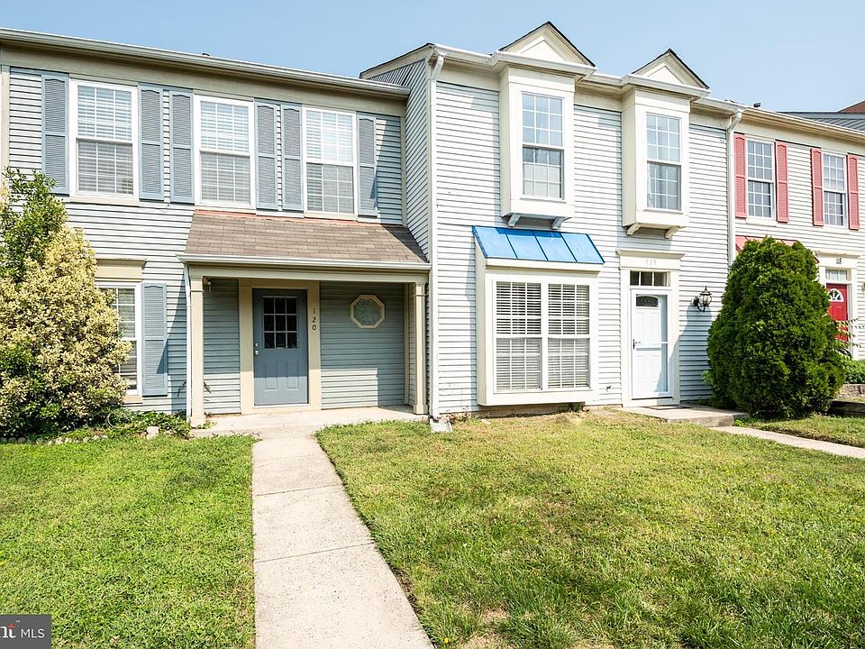 1st image of 120 Paddington Way NE