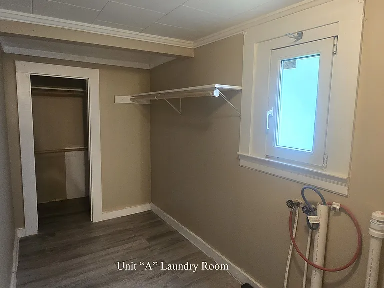 605 Grove St — Photo 9