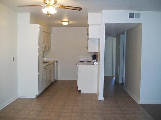 2nd image of 1801 Colonial Village Ct
