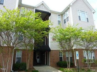 2520 Friedland Pl APT 303, Raleigh, NC 27617