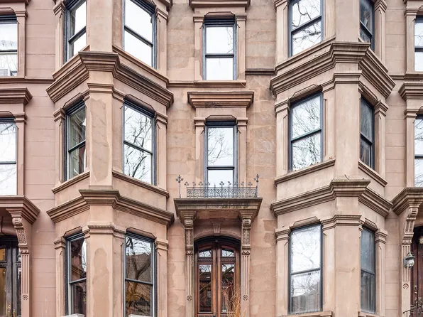 205 Berkeley Pl, Brooklyn, NY 11217