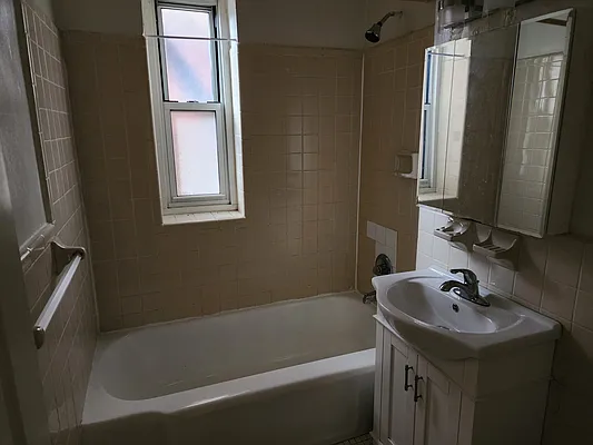 Rented by The Coop Connection LLC | media 37