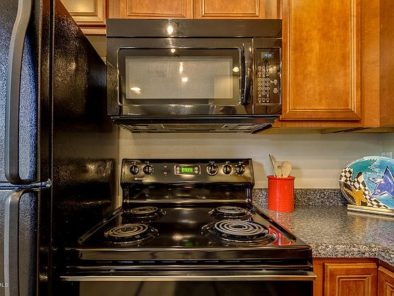 3rd image of 4354 N 82nd St Unit 271