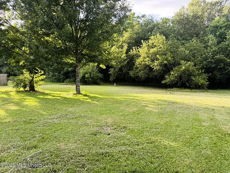 117 Williamsburg Rd — Photo 10