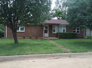 512 W Moses St, Lyons, KS 67554