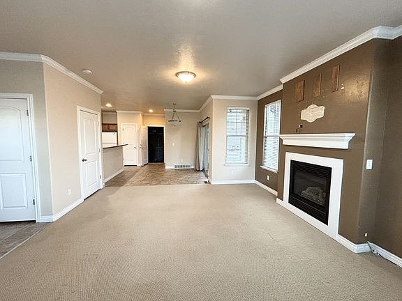 3rd image of 14623 S Auroral Way #1