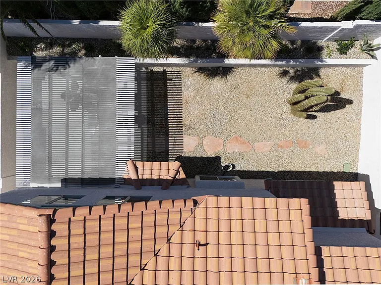 7825 Desert Bell Ave — Photo 34