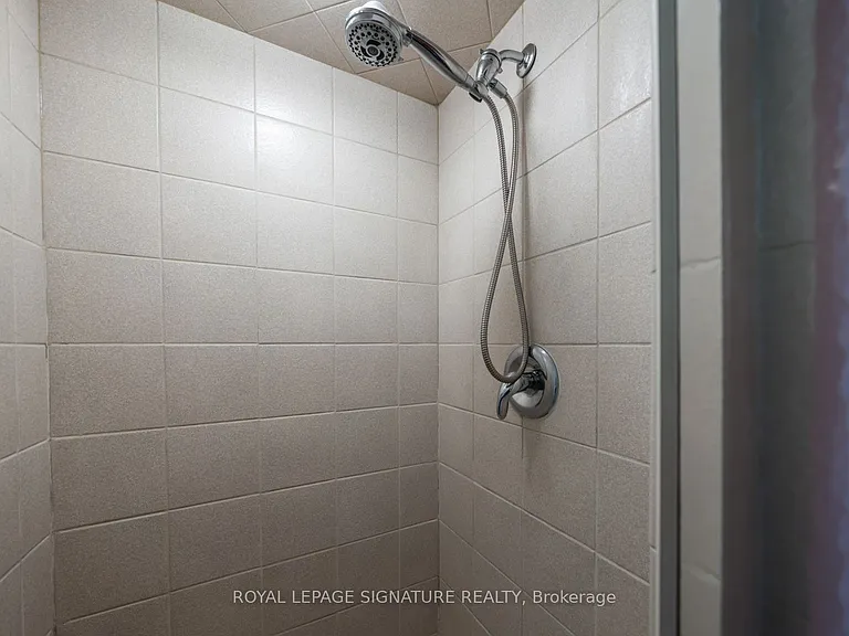 23 Brandy Ct — Photo 43