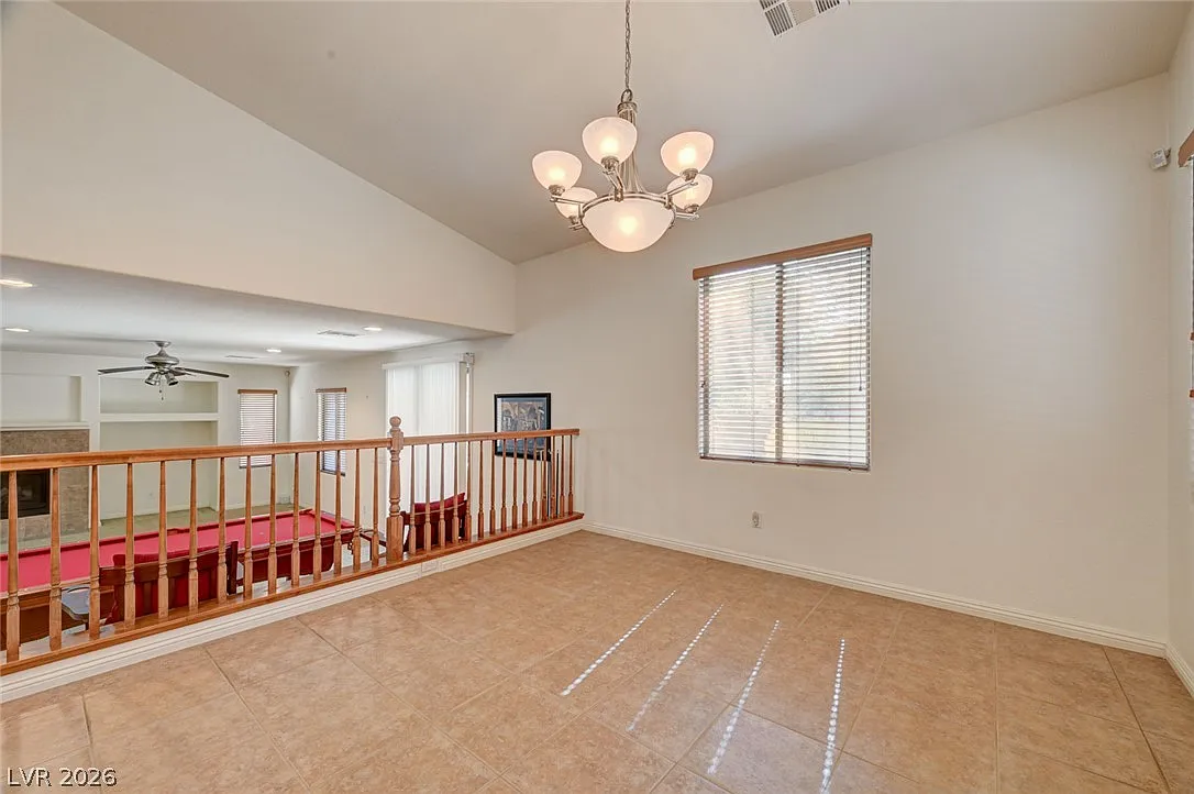 3 bed, 3.0 bath, 2356 sqft, $3,000 — Photo 3
