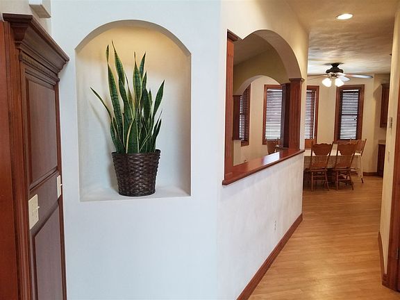 Lighter display niche