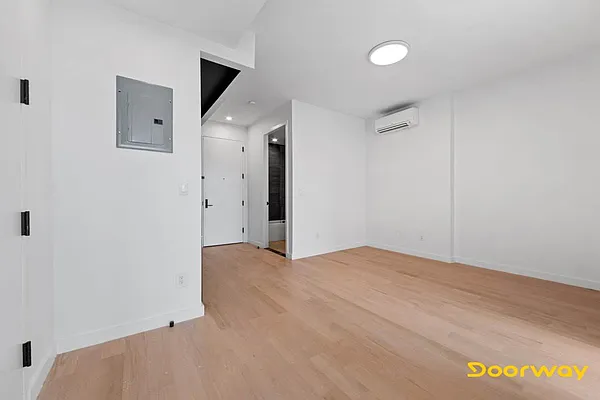 Rented by Doorway NYC, LLC | media 29