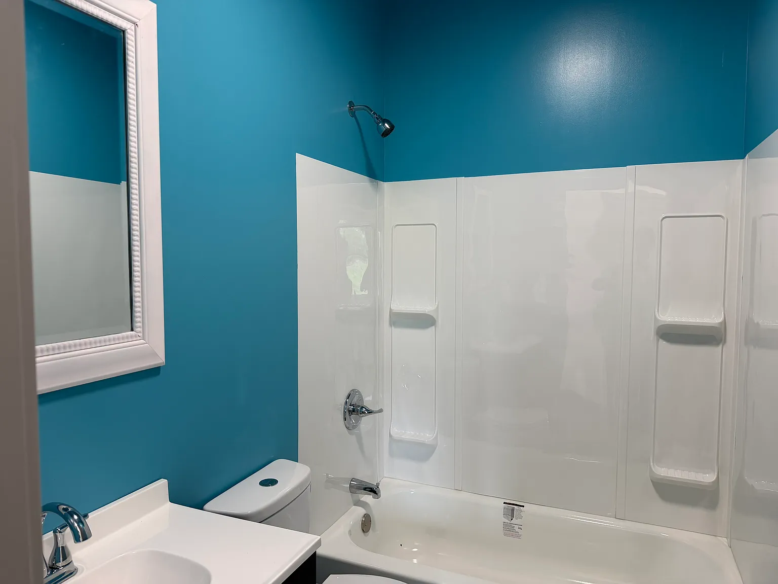 3 bed, 1200 sqft, $1,900 — Photo 3