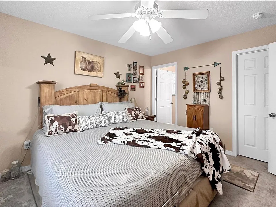 405 Winddrift Ct