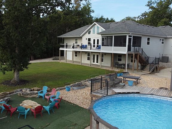 3rd image of 125 Dunn Road