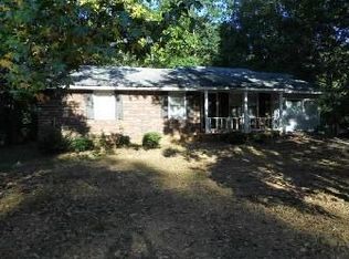 191 Sara Dr, Covington, GA 30014