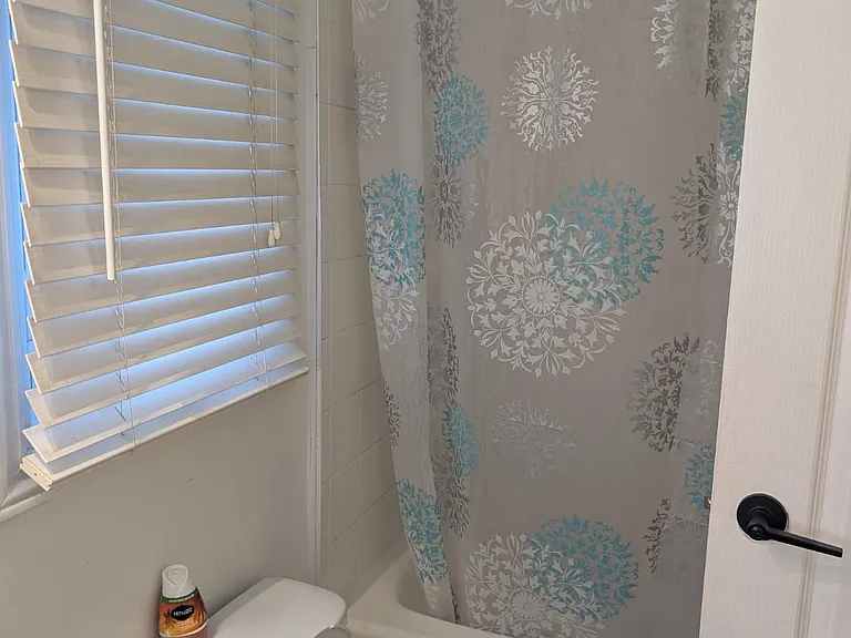 25 Erica Cres #28 — Photo 5