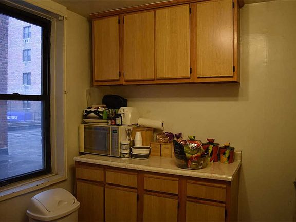4th image of 9905 58th Ave APT 1G