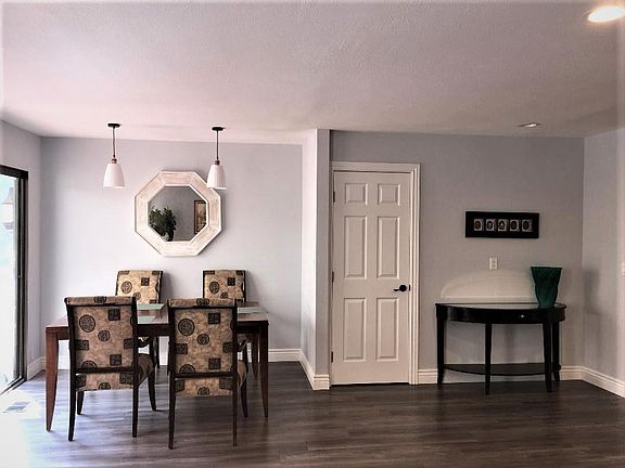 4th image of 7106 Clarendon St
