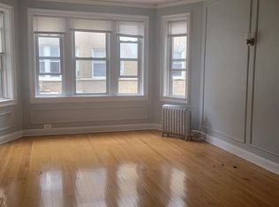 1218 W Pratt Blvd APT 1N, Chicago, IL 60626