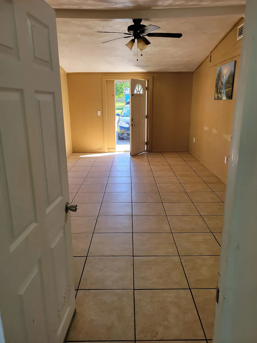 Building Photo - 6801 Carob Dr