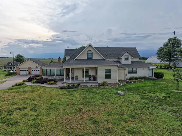 1689 N 240th Rd, Concordia, KS 66901