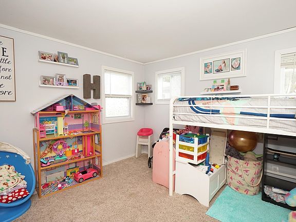 2nd image of 843 High Street #15A