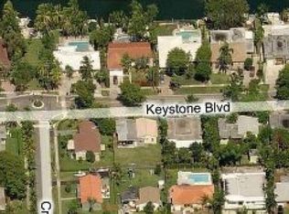 12400 Croton Rd, North Miami, FL 33181