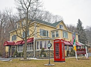 337 N Liberty Dr, Tomkins Cove, NY 10986