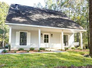 190 Perrilloux Rd, Madisonville, LA 70447