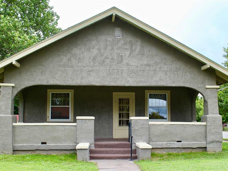 1st image of 429 W 20th Ave