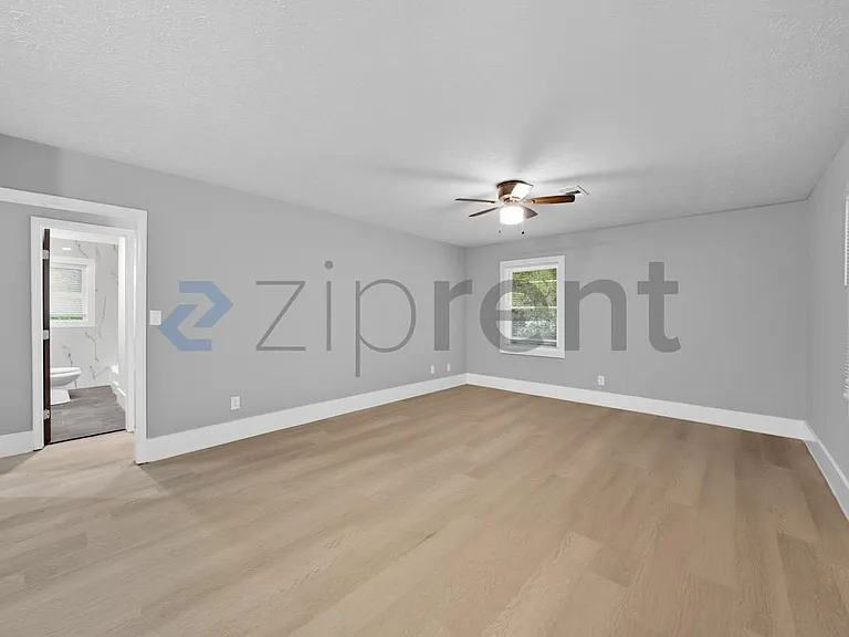 721 Ford Pl #A — Photo 2