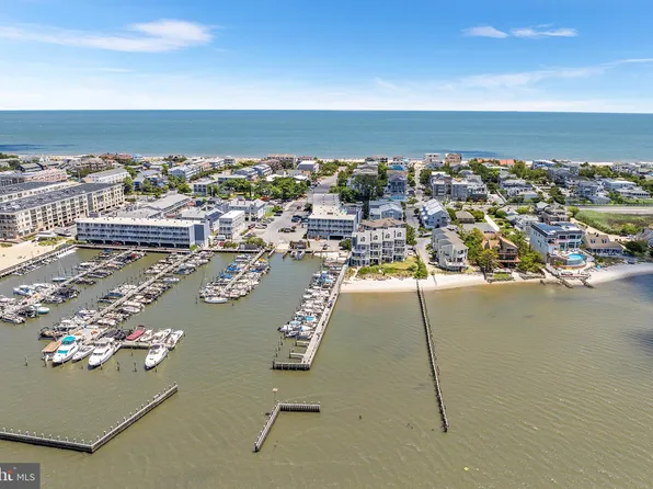 100 Collins Ave #106-2, Rehoboth Beach, DE 19971