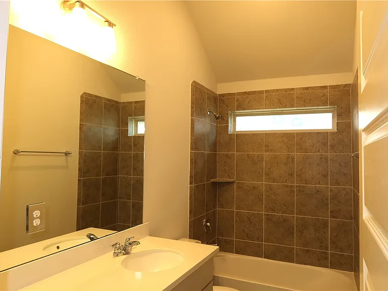 6306 Fulton Dr — Photo 13