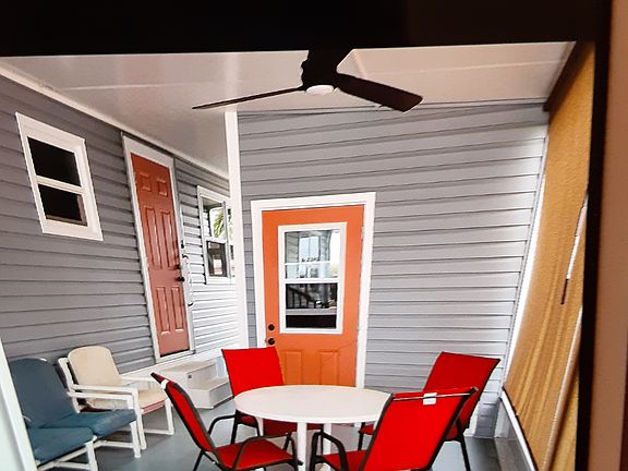 4th image of 26168 Kings Rd